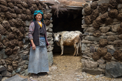 TIBETAN-FARM-HOUSE